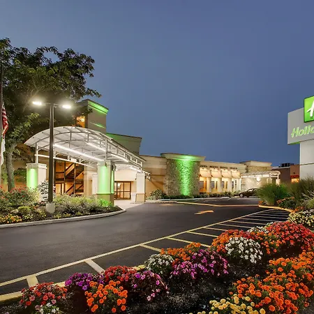 Holiday Inn Westbury-Long Island By Ihg